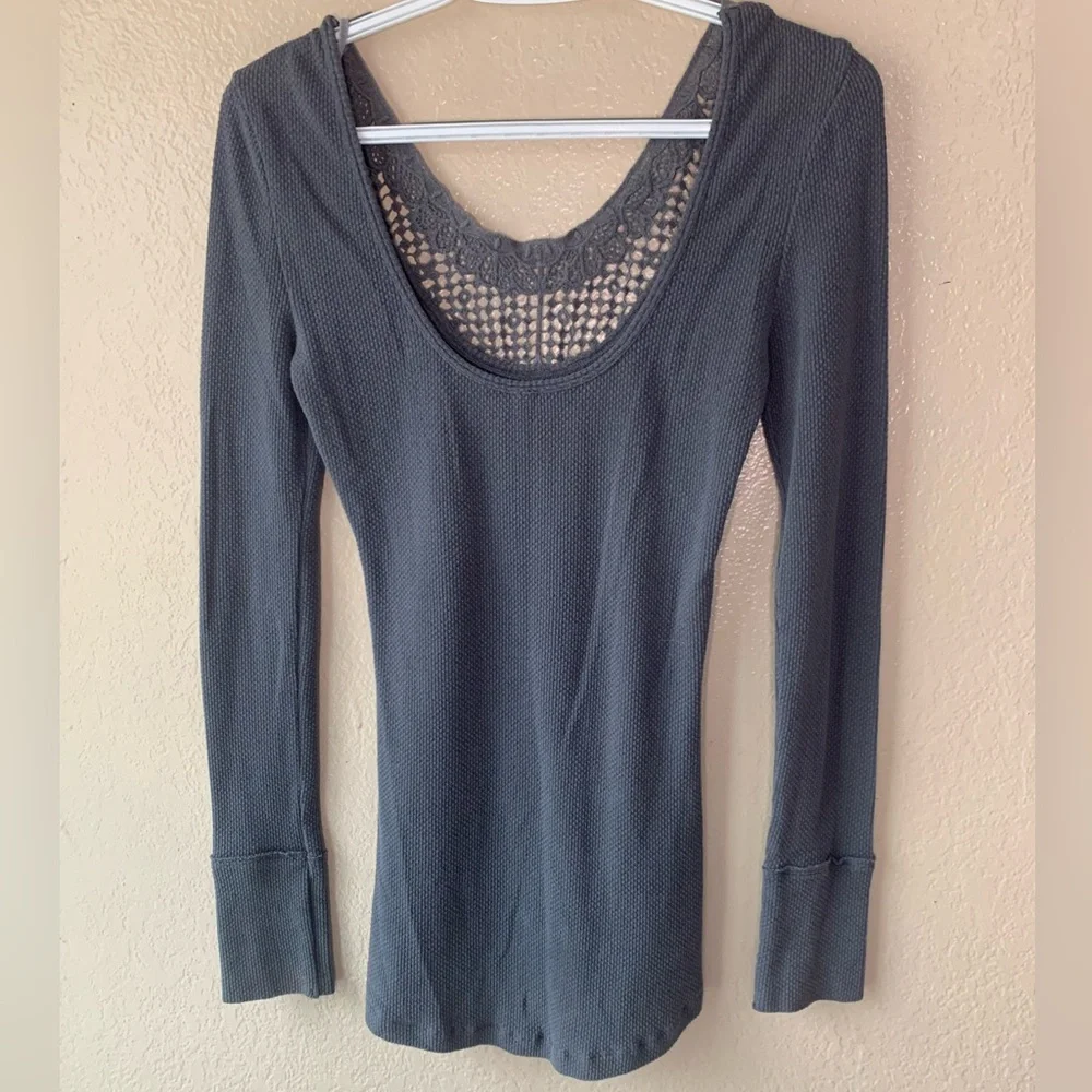 Free People Textured Gray Embroidered Crochet Boho Y2K Thermal Top Size M